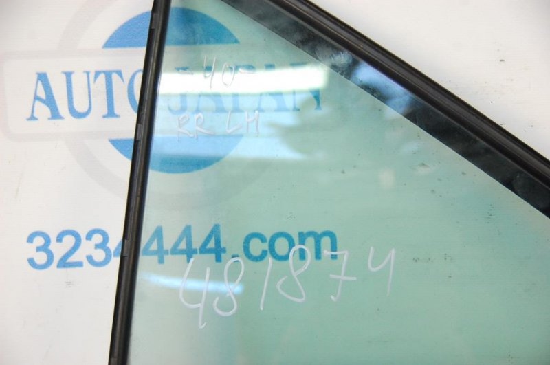 Стекло двери глухое заднее левое CAMRY 40 06-11