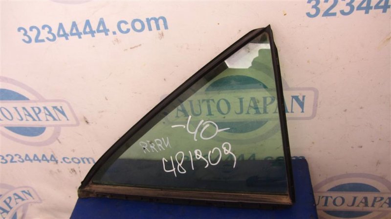 Стекло двери глухое заднее правое TOYOTA CAMRY 40 06-11 Б/У