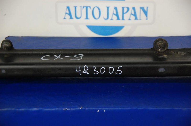 Усилитель переднего бампера CX-9 06-16 Усилитель переднего бампера CX-9 06-16