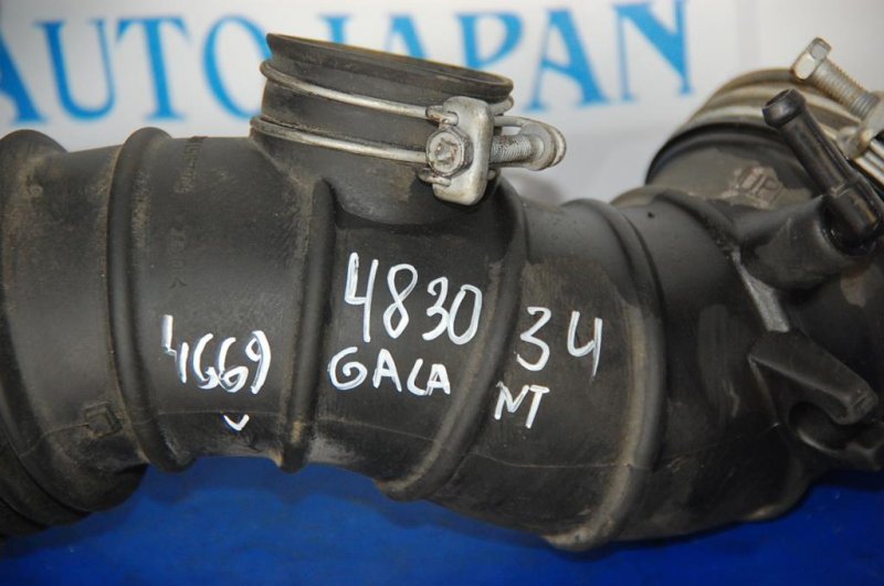 Резонатор воздушного фильтра MITSUBISHI GALANT 03-12