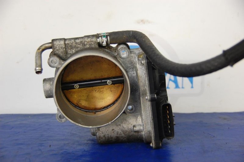 Запчасть дроссельная заслонка LEXUS LS460 06-12 22030-38010 Б/У Дроссельная заслонка LEXUS LS460 06-12 22030-38010 Б/У