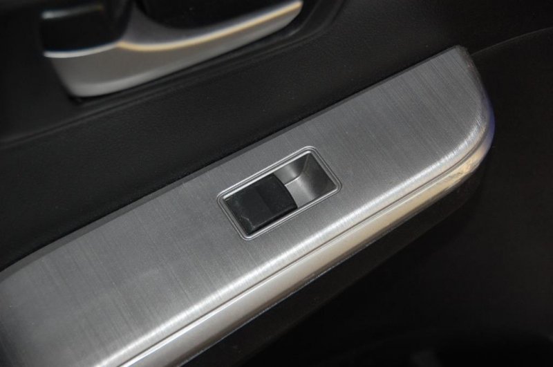 Кнопка стеклоподъемника TOYOTA CAMRY 50 12-15 Б/У