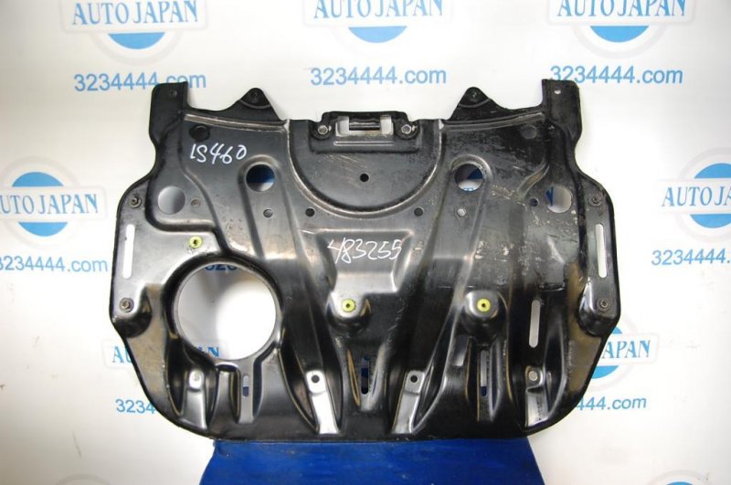 Запчасть защита двигателя LEXUS LS460 06-12 Б/У Защита двигателя LEXUS LS460 06-12 Б/У