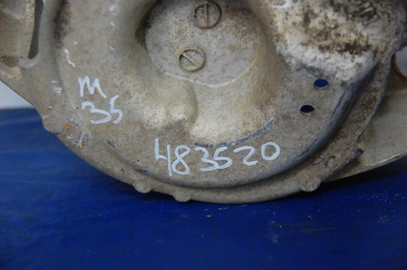 Рычаг задней подвески поперечный нижний задний левый M35/M45 04-10