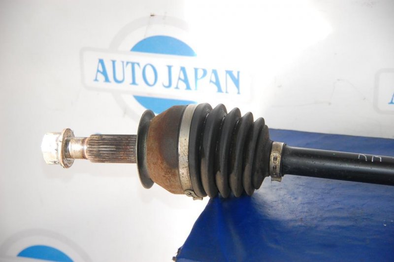 Привод задний задний правый M35/M45 04-10