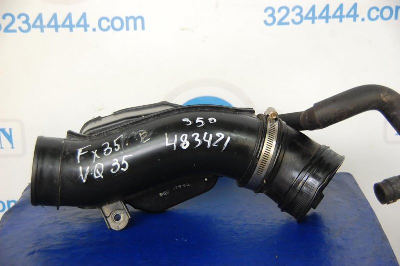 Патрубок воздушного фильтра INFINITI FX S50 03-08 Б/У