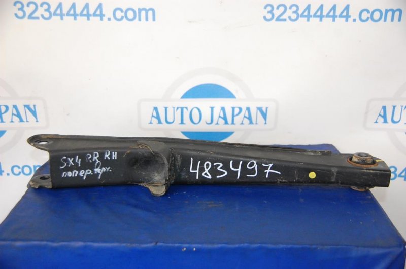 Рычаг задней подвески поперечный верхний задний правый SUZUKI SX4 06-13 Б/У