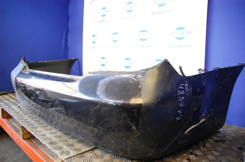 Бампер задний TOYOTA CAMRY 30 02-06 Бампер задний TOYOTA CAMRY 30 02-06