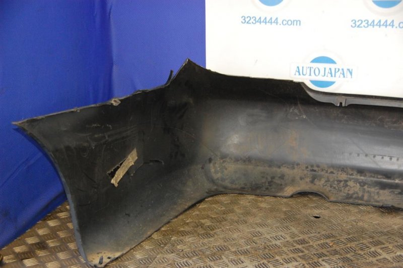 Бампер задний CAMRY 30 02-06 Бампер задний CAMRY 30 02-06