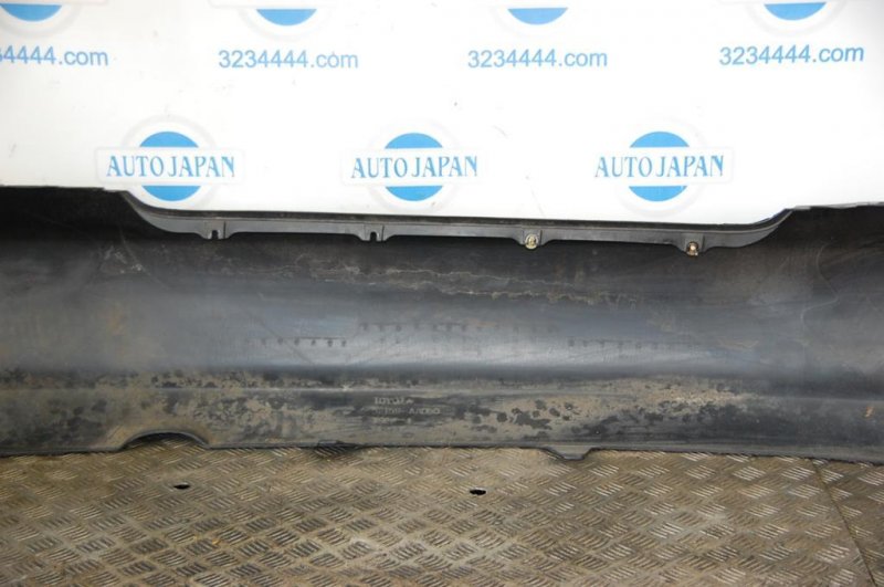 Бампер задний CAMRY 30 02-06 Бампер задний CAMRY 30 02-06