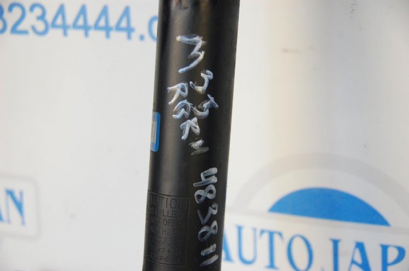 Амортизатор задний правый M35/M45 04-10