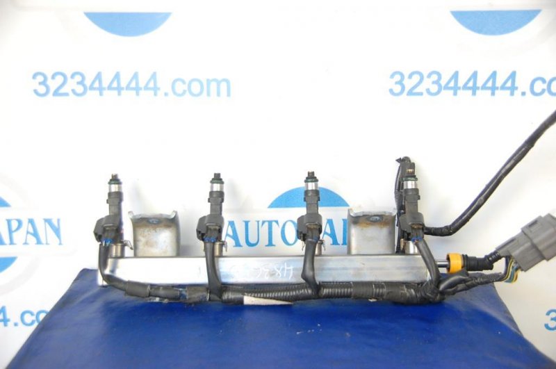 Форсунка топливная MAZDA 3 BK 03-08 0 280 158 287 Б/У