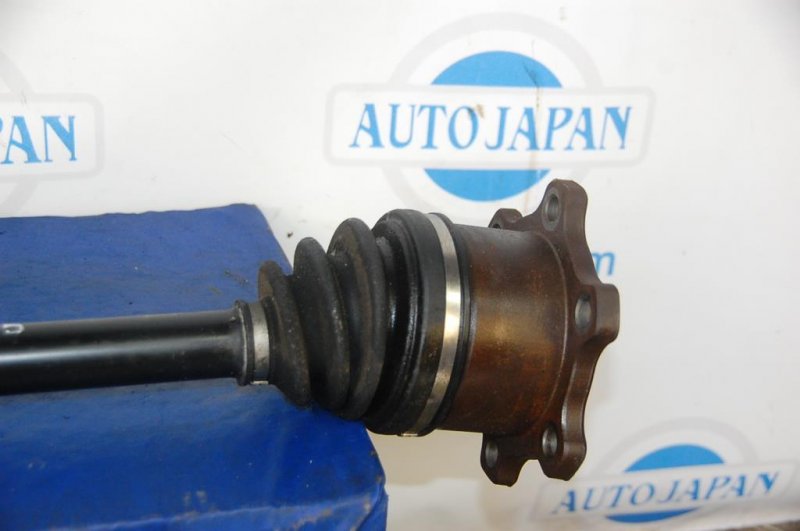 Привод задний задний правый M35/M45 04-10