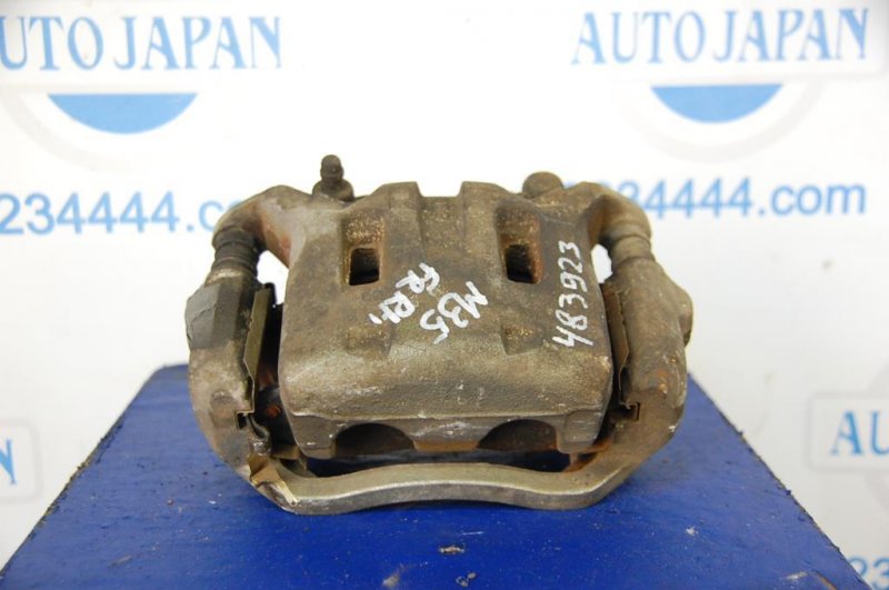 Суппорт тормозной передний правый INFINITI M35/M45 04-10 41001-EG50A Б/У