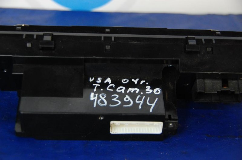 Блок управления печкой TOYOTA CAMRY 30 02-06 Блок управления печкой TOYOTA CAMRY 30 02-06