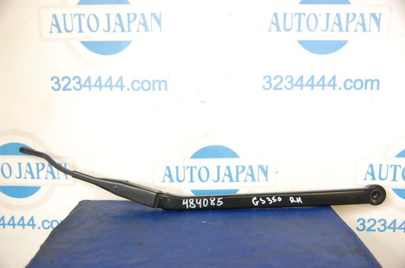 Поводок стеклоочистителя передний правый LEXUS GS350 GS300 05-11 Б/У
