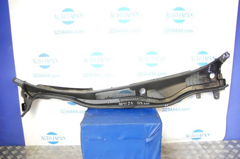 Пластик под лобовое стекло / Жабо LEXUS GS350 GS300 05-11 55708-30100 Б/У