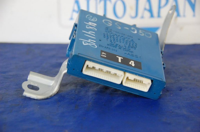 Блок управления освещением LEXUS GS350 GS300 05-11