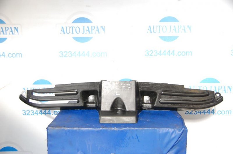 Накладка замка капота MITSUBISHI OUTLANDER XL 05-13 7450A172 Б/У