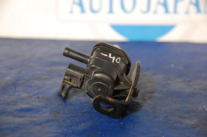 Клапан электромагнитный (вакуумный) TOYOTA CAMRY 40 06-11