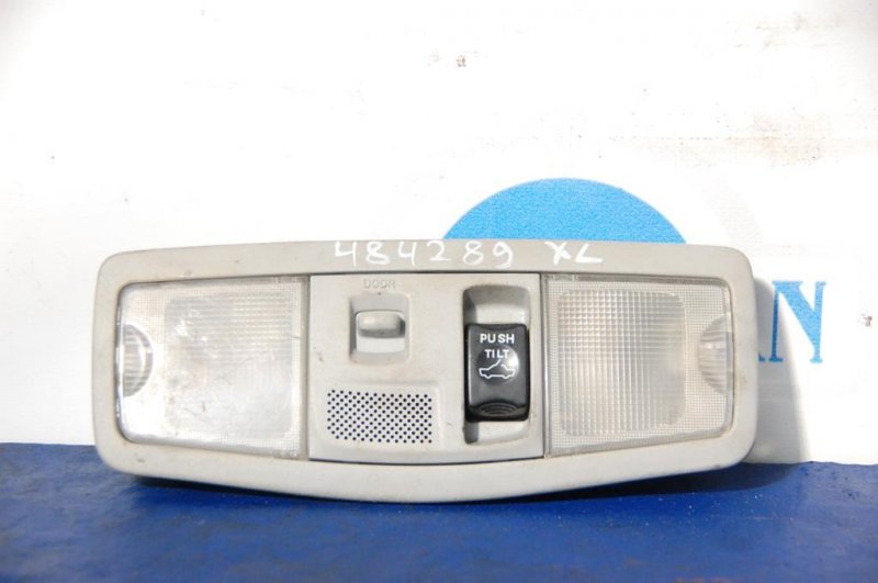 Плафон салона MITSUBISHI OUTLANDER XL 05-13 8401A034YA Б/У