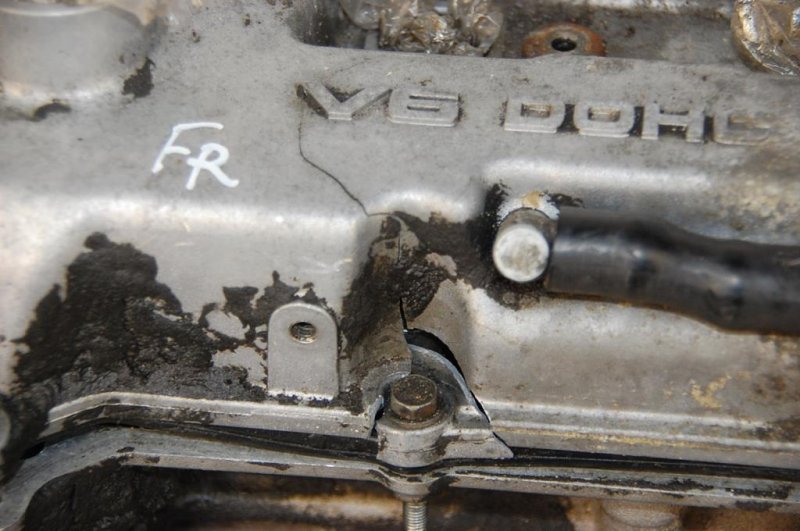 Головка блока цилиндров XEDOS 6 X6 (CA) 92-98