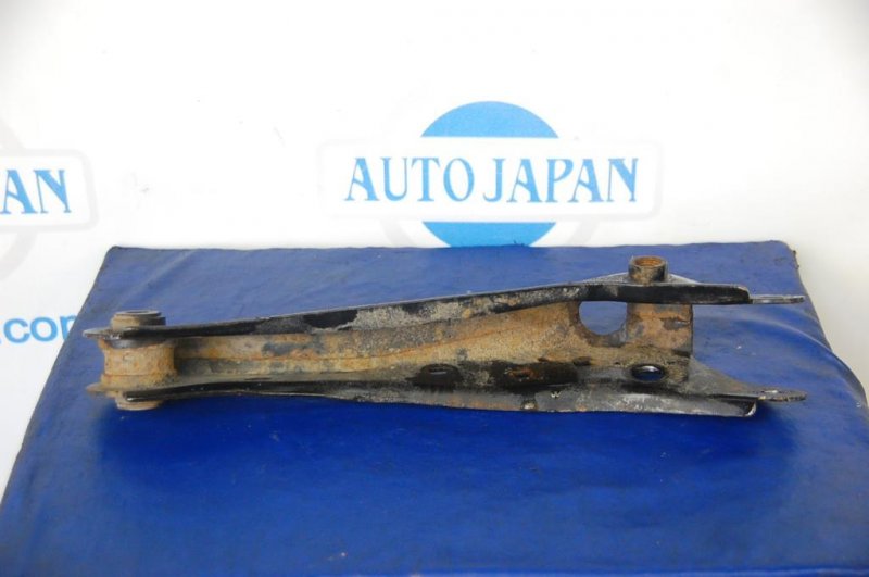 Рычаг задней подвески поперечный нижний задний левый FX S50 03-08