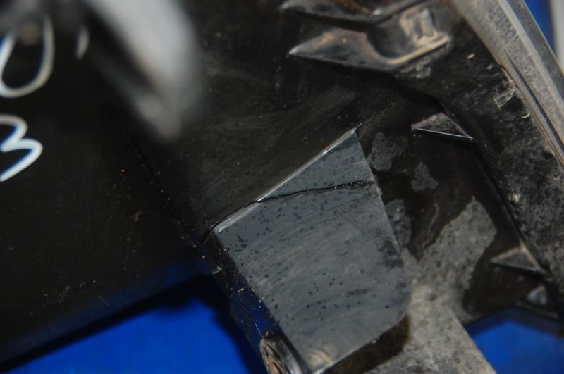 Фара передняя правая PAJERO 99-06