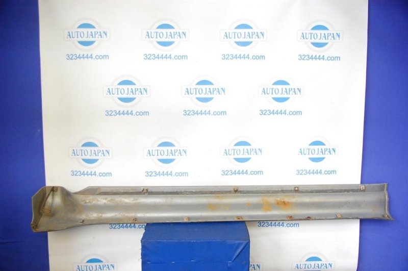 Накладка порога наружная правая MITSUBISHI PAJERO 99-06 Накладка порога наружная правая MITSUBISHI PAJERO 99-06