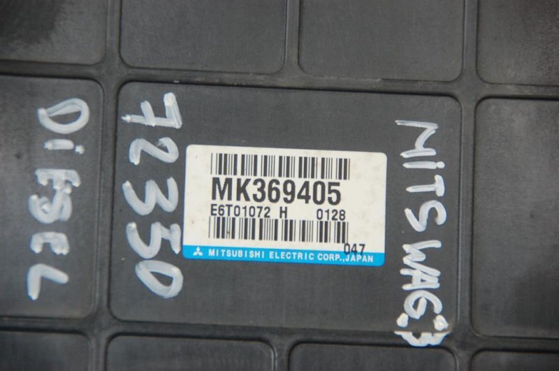 Блок управления двигателем PAJERO 99-06 Блок управления двигателем PAJERO 99-06