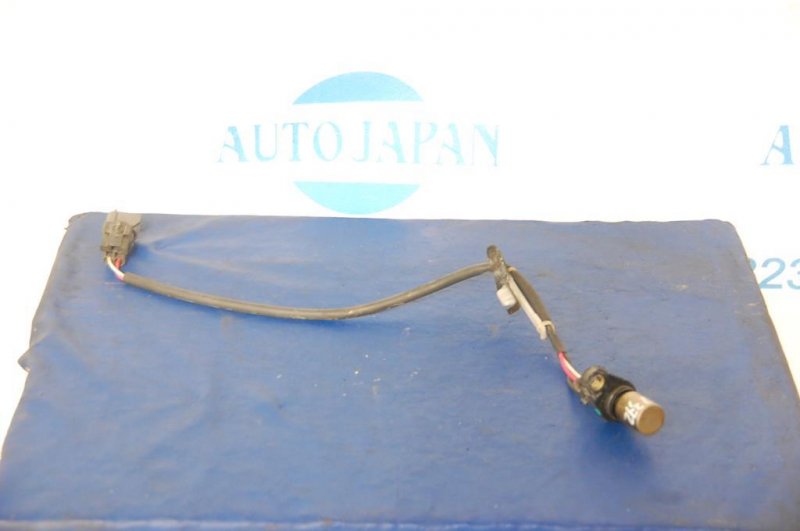 Датчик положения коленвала AVENSIS 03-08