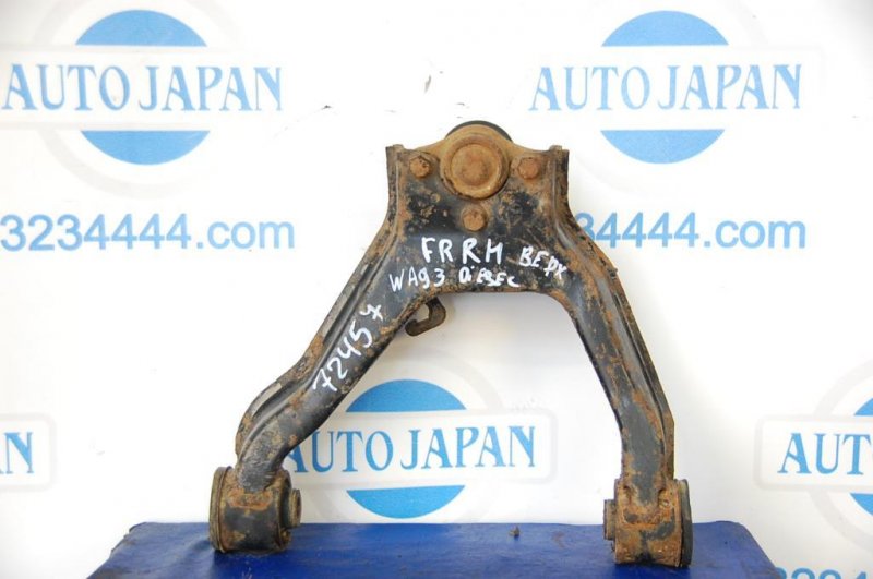 Рычаг передней подвески верхний передний правый MITSUBISHI PAJERO 99-06 MR496794 Б/У