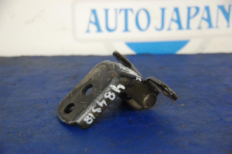 Петля двери верхняя передняя правая INFINITI FX S50 03-08 Б/У