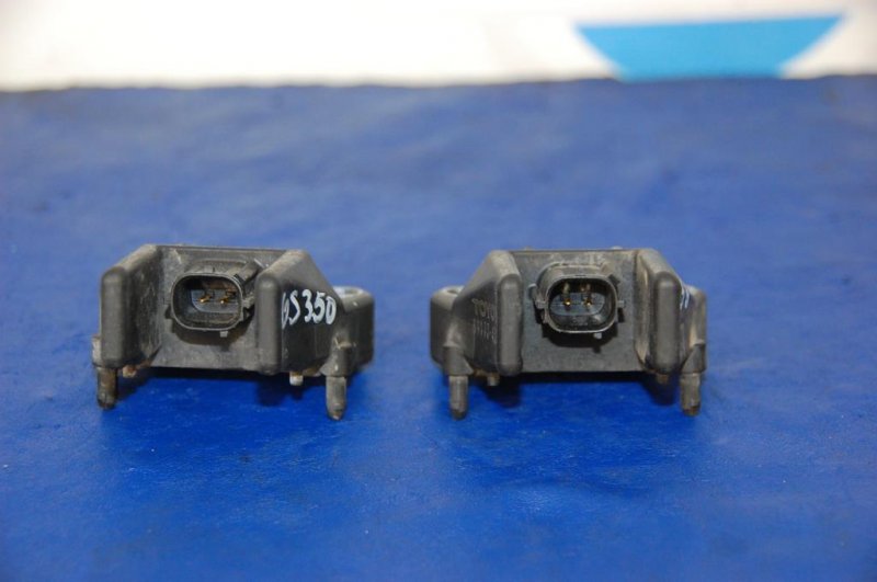 Датчик удара GS350 GS300 05-11