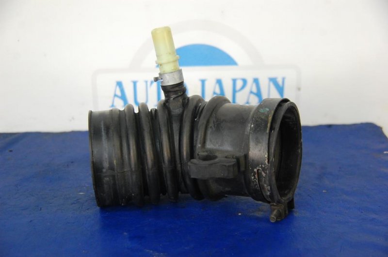 Патрубок воздушного фильтра MAZDA 6 GG 02-07