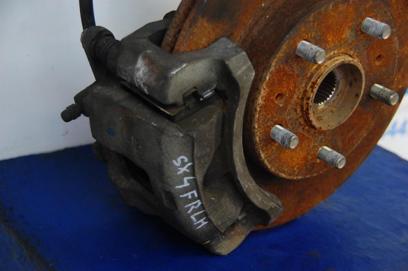 Суппорт тормозной передний левый SUZUKI SX4 06-13 55102-80J02-999 Б/У