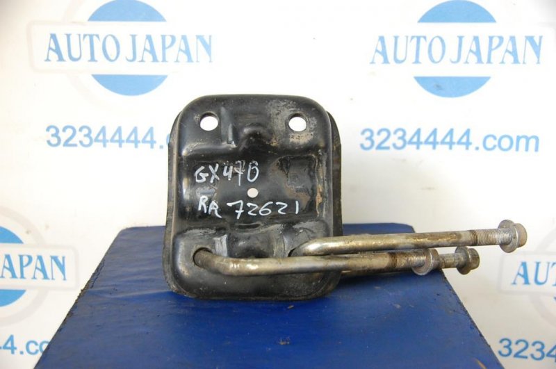 Крепление балки подвески заднее правое LEXUS GX470 02-09 Б/У