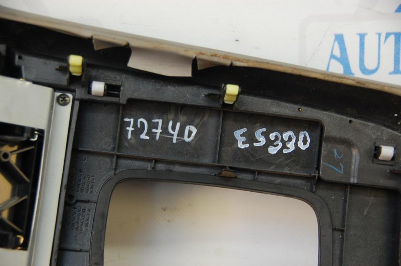 Накладка в салоне LEXUS ES300 ES330 01-06 Накладка в салоне LEXUS ES300 ES330 01-06