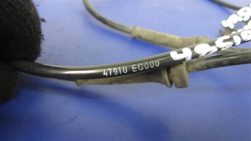 Датчик ABS передний левый M35/M45 04-10