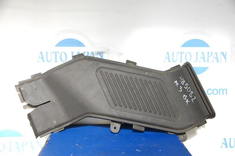 Воздухозаборник MAZDA 3 BK 03-08 Z601-18-59YC Б/У