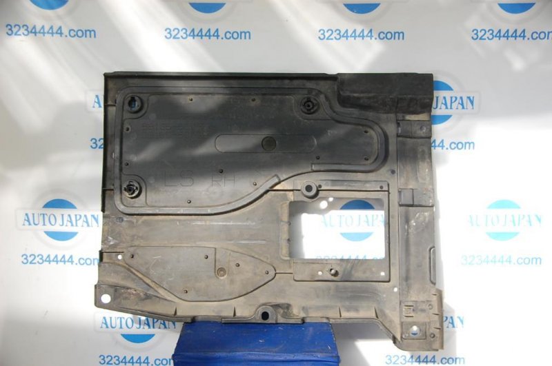 Защита днища правая LEXUS LS460 06-12 Защита днища правая LEXUS LS460 06-12