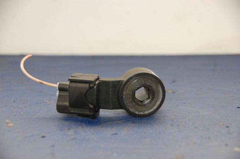 Датчик детонации LS430 00-06 Датчик детонации LS430 00-06