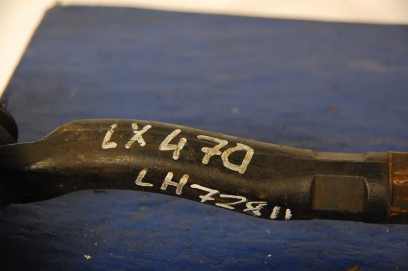 Рулевая тяга LEXUS LX470 98-07