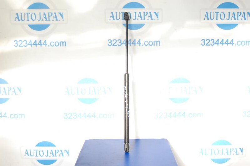 Амортизатор крышки багажника правый TOYOTA MATRIX 02-08 68950-01030 Б/У