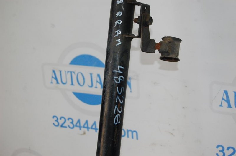 Рычаг задней подвески продольный задний правый GX470 02-09