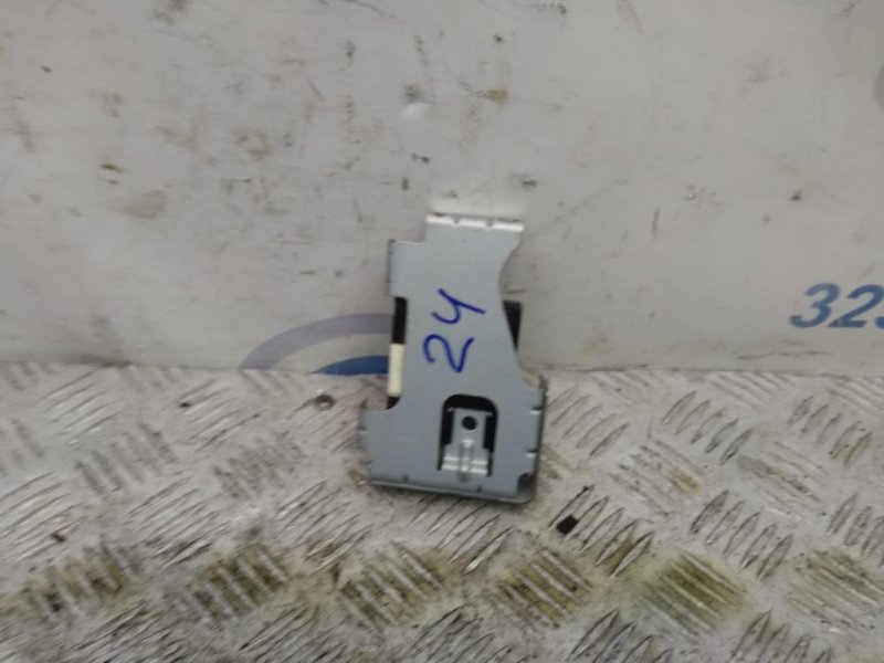 Блок электронный LEXUS LX570 07-15