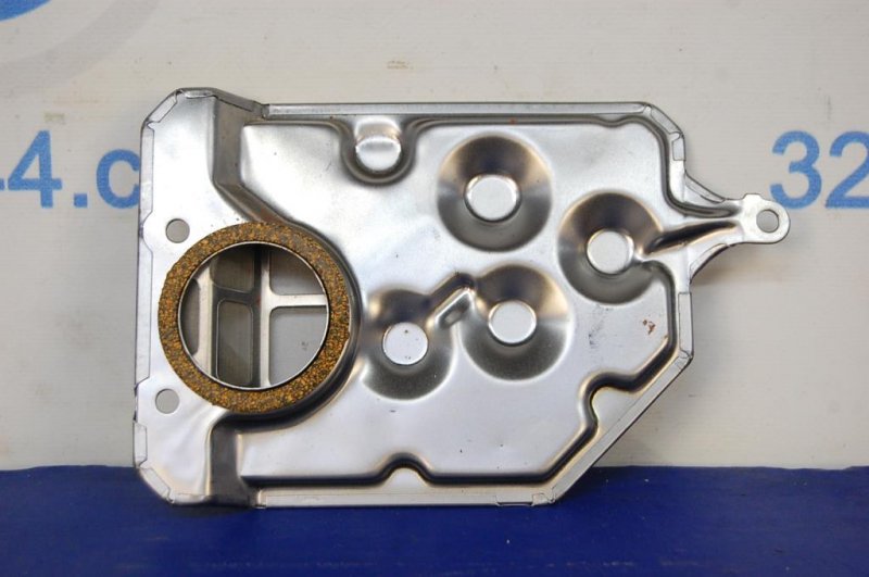 Фильтр масляный TOYOTA COROLLA E100 91-95 35330-12020 новая