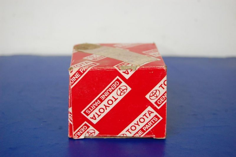 Суппорт тормозной задний правый TOYOTA COROLLA E110 95-00 Суппорт тормозной задний правый TOYOTA COROLLA E110 95-00