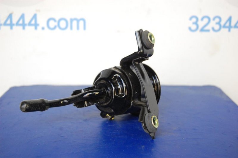 Фильтр топливный AVENSIS 97-03