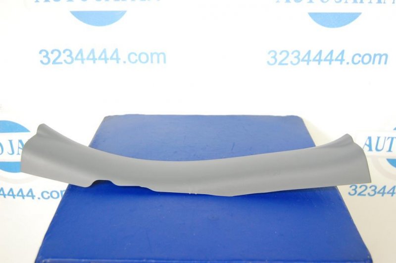 Накладка порога внутрення TOYOTA RAV4 00-05 67918-42020-B0 новая